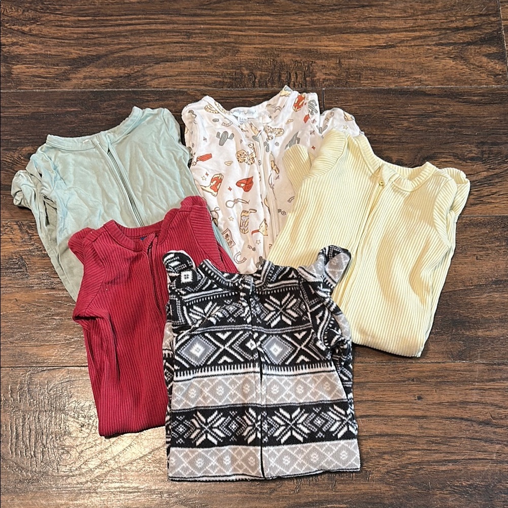 Assorted baby footed sleepers